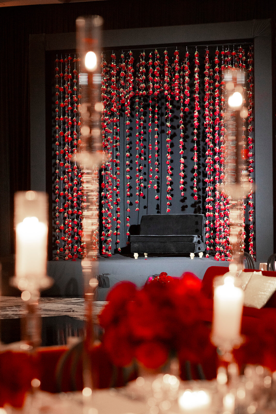 walima-pakistani-muslim-all-red-wedding-14