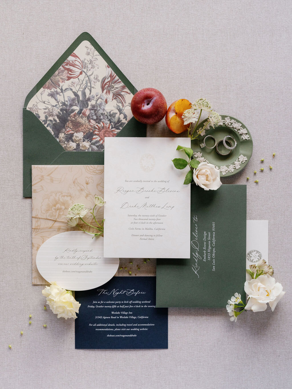 floral-vintage-invitation-suite