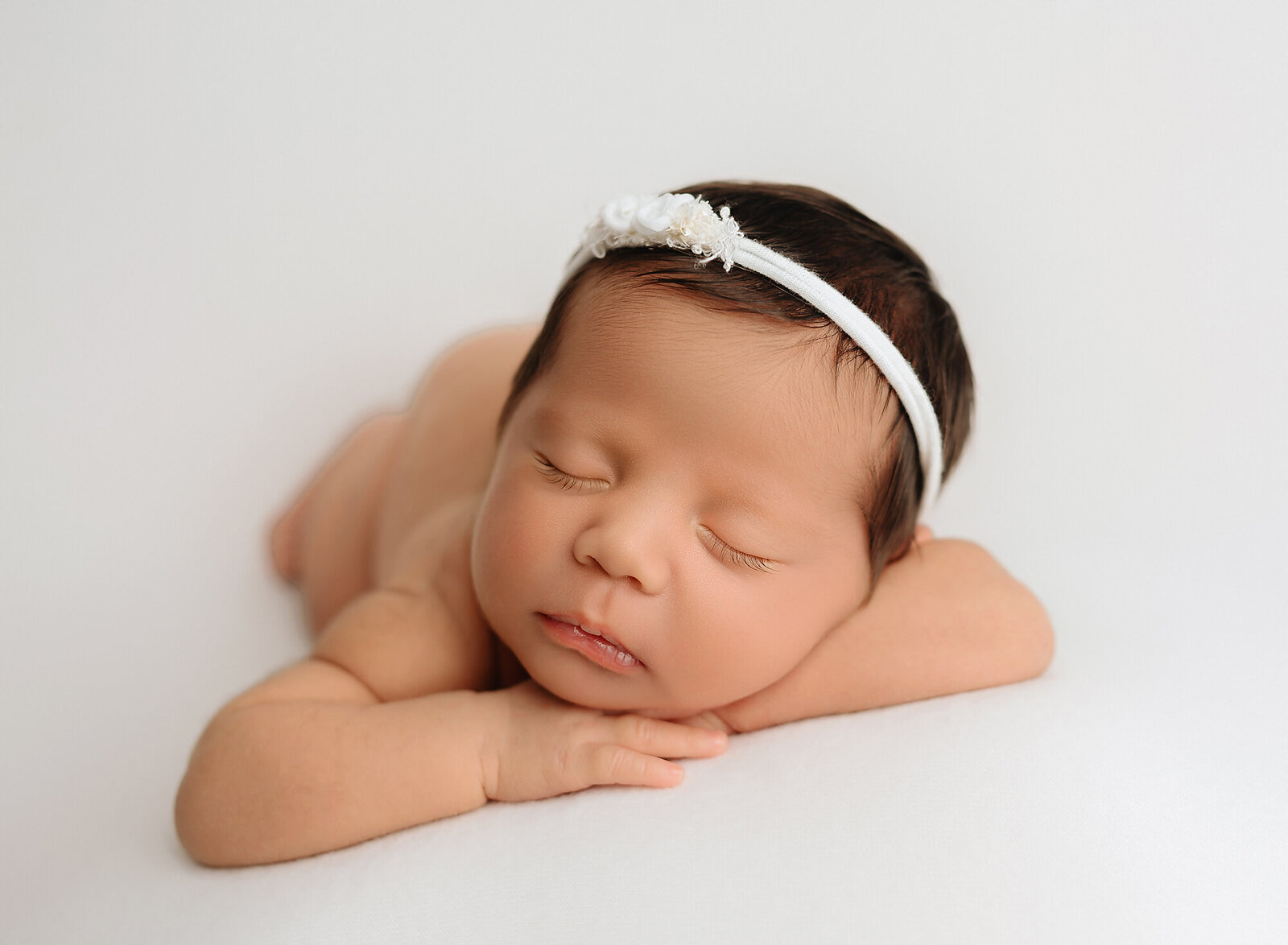 NewbornMenifeephotographer