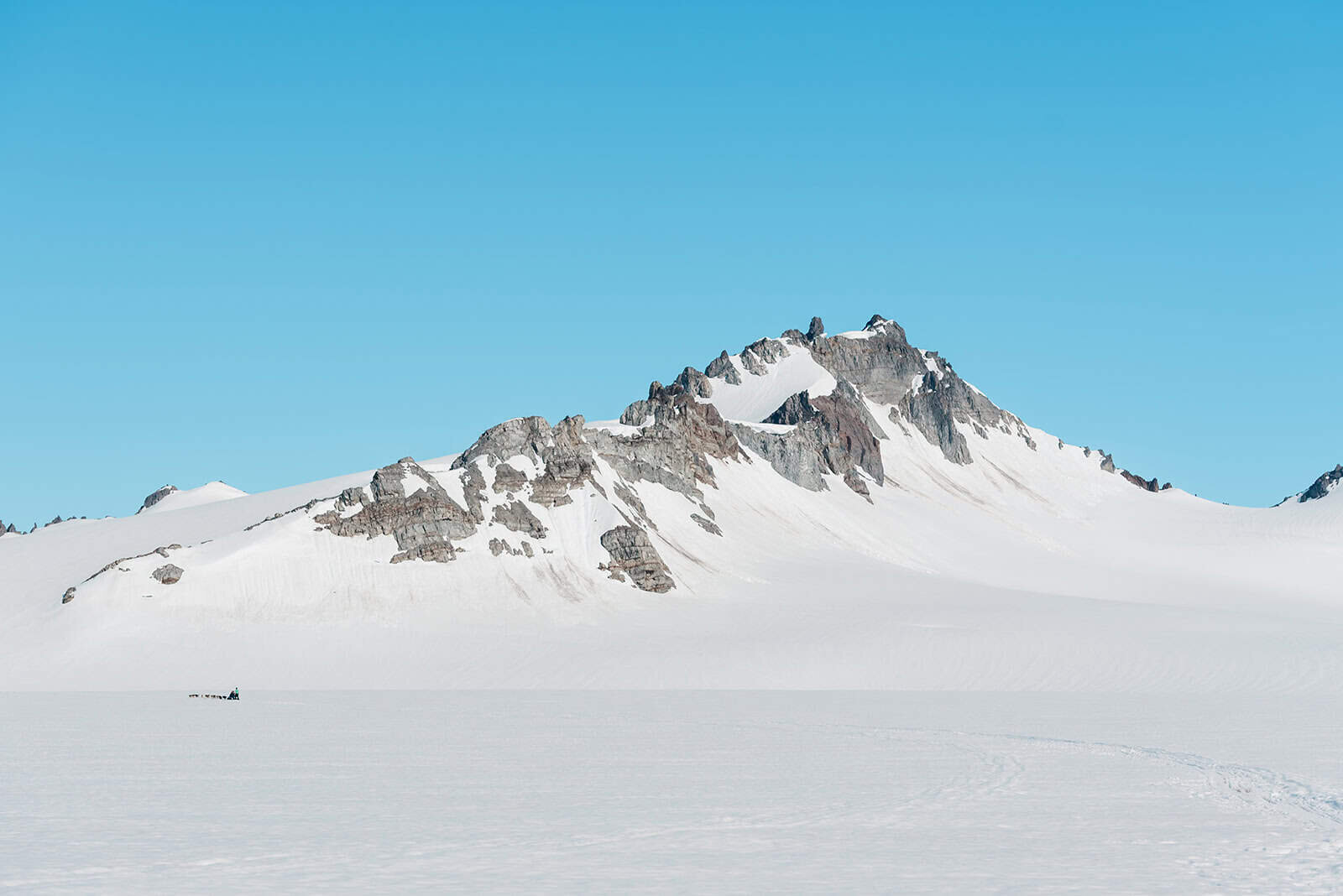 Alaska-Destination-elopement-photographer-Soul-And-Sky-Weddings-2