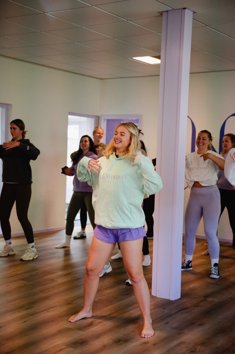 dansen-holiwomen