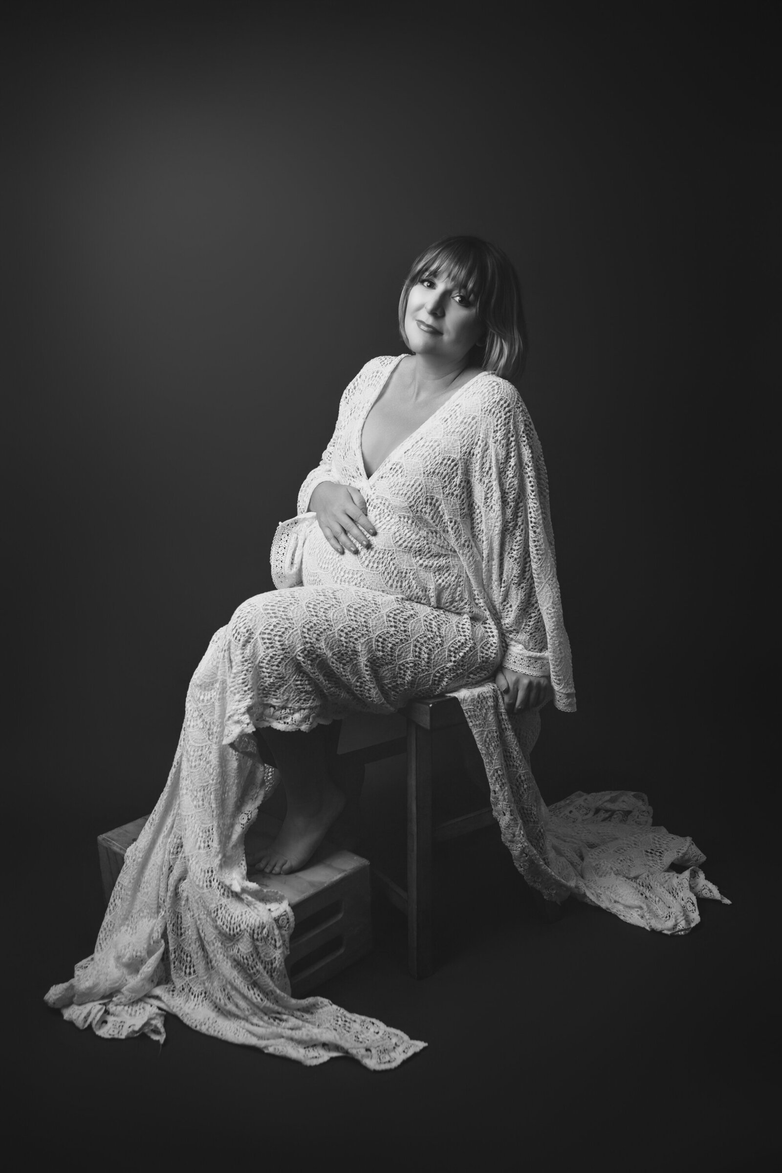 MiniAnnaPhotography2023-Jenna-Maternity-1277-Editsrgb-evsrgb-bw3000px