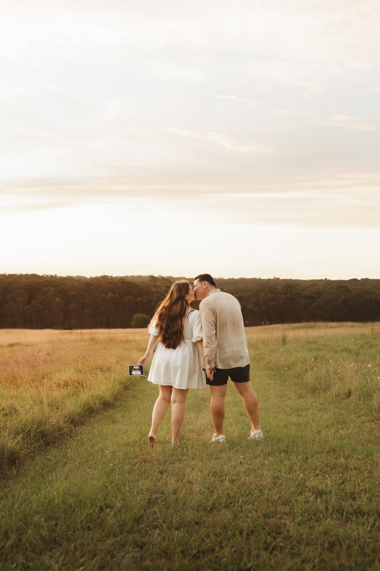 pregnancy-announcement-photographer-hawkesbury-nsw