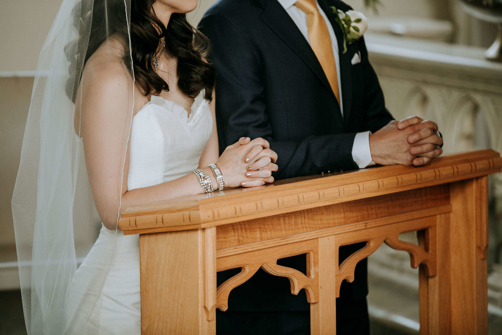 Lauren+Andrew-Sand-Point-Country-Club-wedding-photos-adina-preston-weddings-117