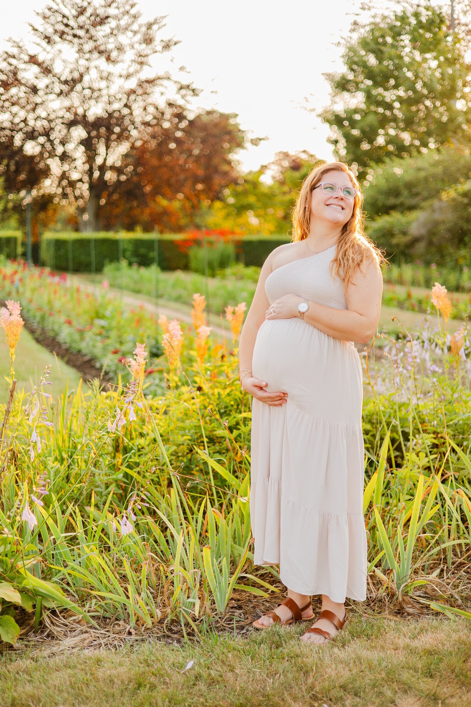 20230711_Chelsea Lavallee Photography_Harkness State Park_Waterford CT_Maternity-00-WEBSITE-011