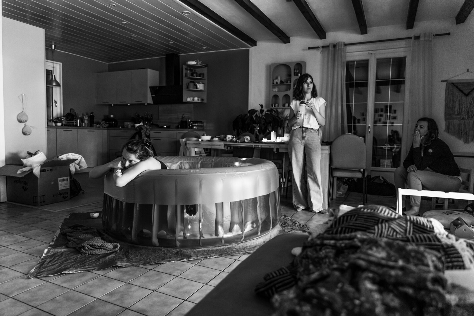 reportage photo accouchement thonon - accouchement a domicile - vanessa amiot photographe