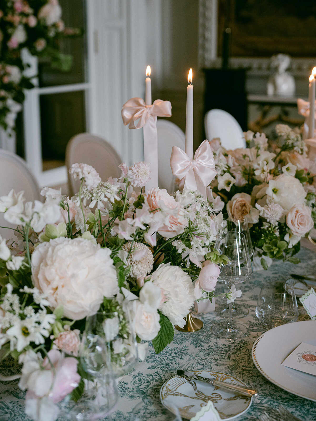 Alexandra-Vonk-Paris-Wedding-Hotel-de-Crillon-97