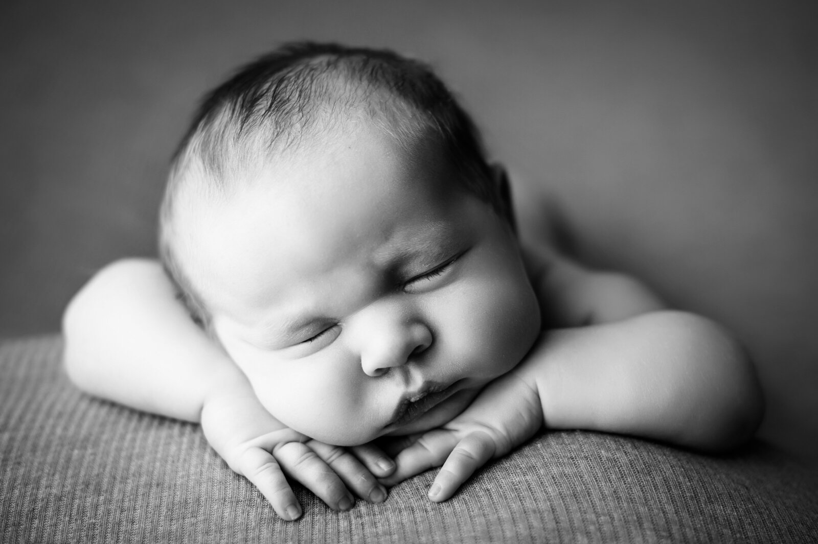 bangor-maine-studio-newborn-baby-photographer-0063