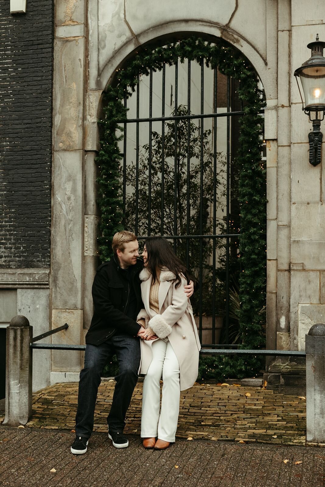 Get-framed-photography-couple-12