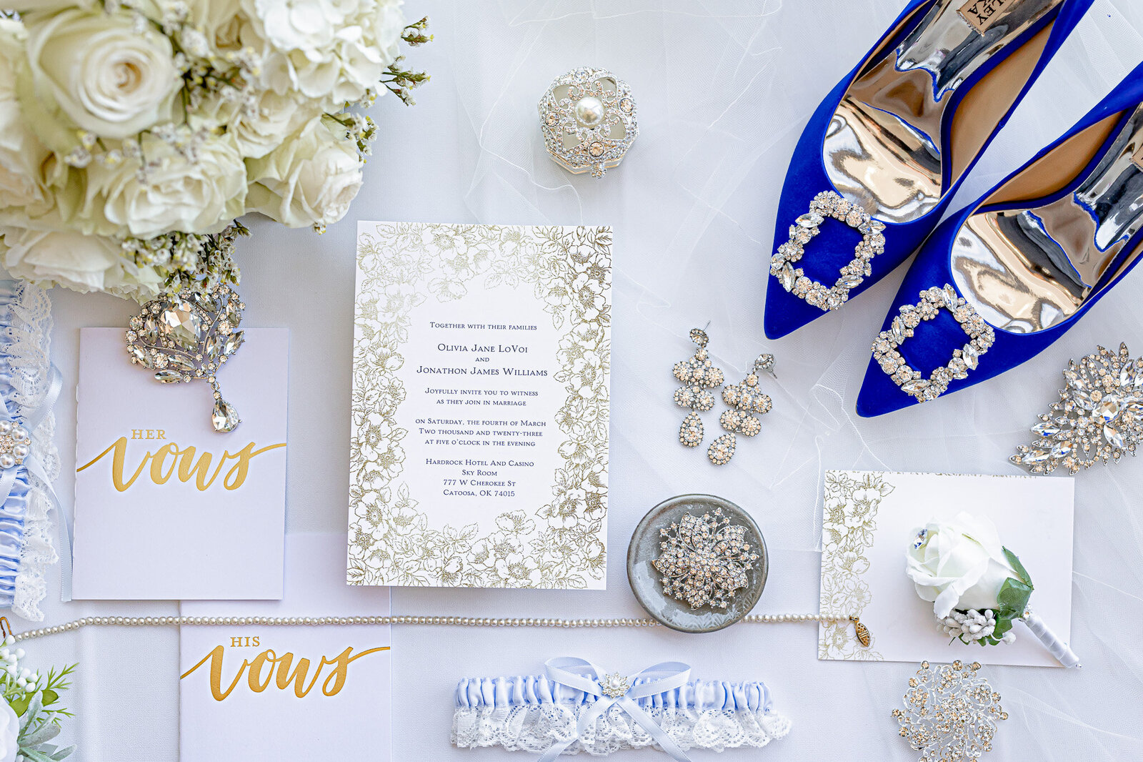 detail-wedding-flatlay-photography-blue-heels