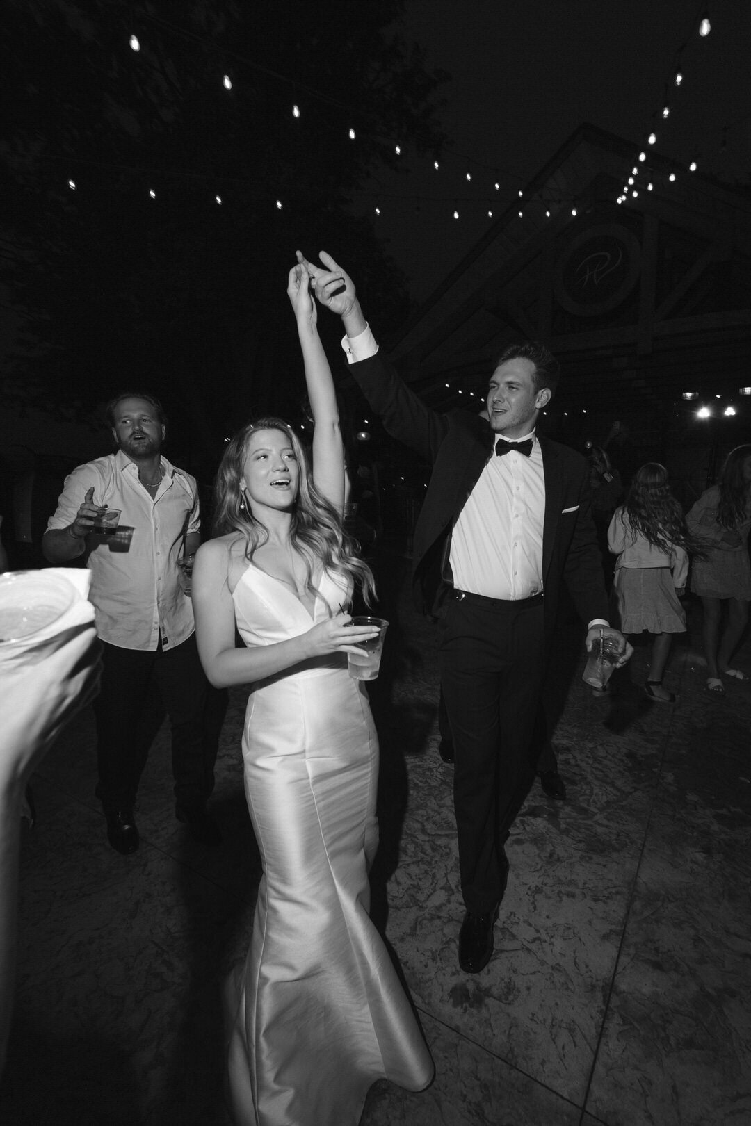 reuben-wedding-teasers-prairie-hill-vineyard-kayxbee-289