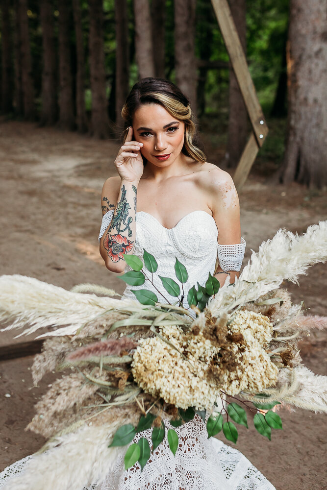 OAKLAND_AND_MACOMB_COUNTY_MICHIGAN_WEDDING_PHOTOGRAPHER|Courtney_Lushaj_Photography_4