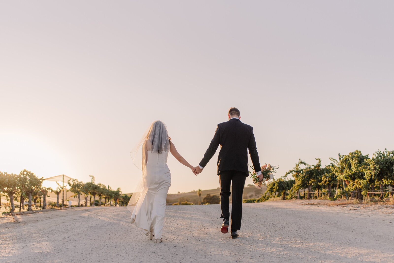 EveslageWeddingbyNikkelsPhotography-2232