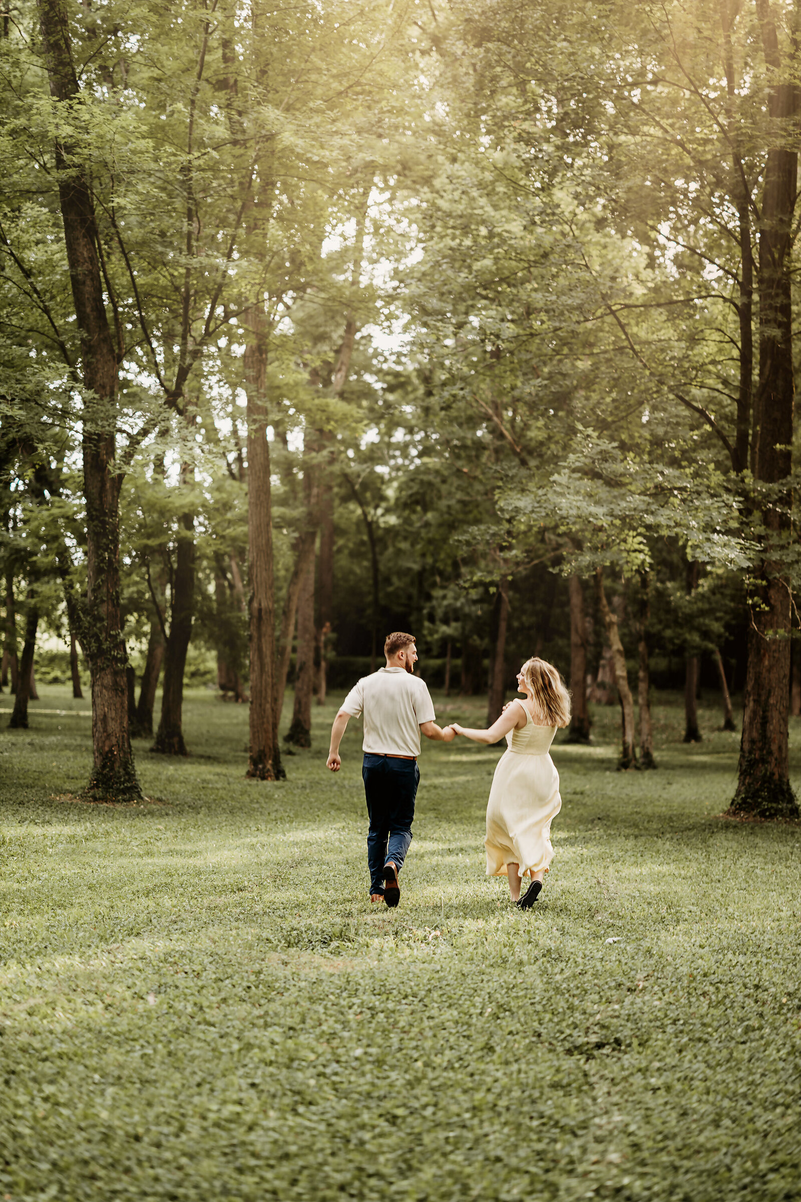 9389-Caleb-Maddie-Engagement-Indianapolis-8x10