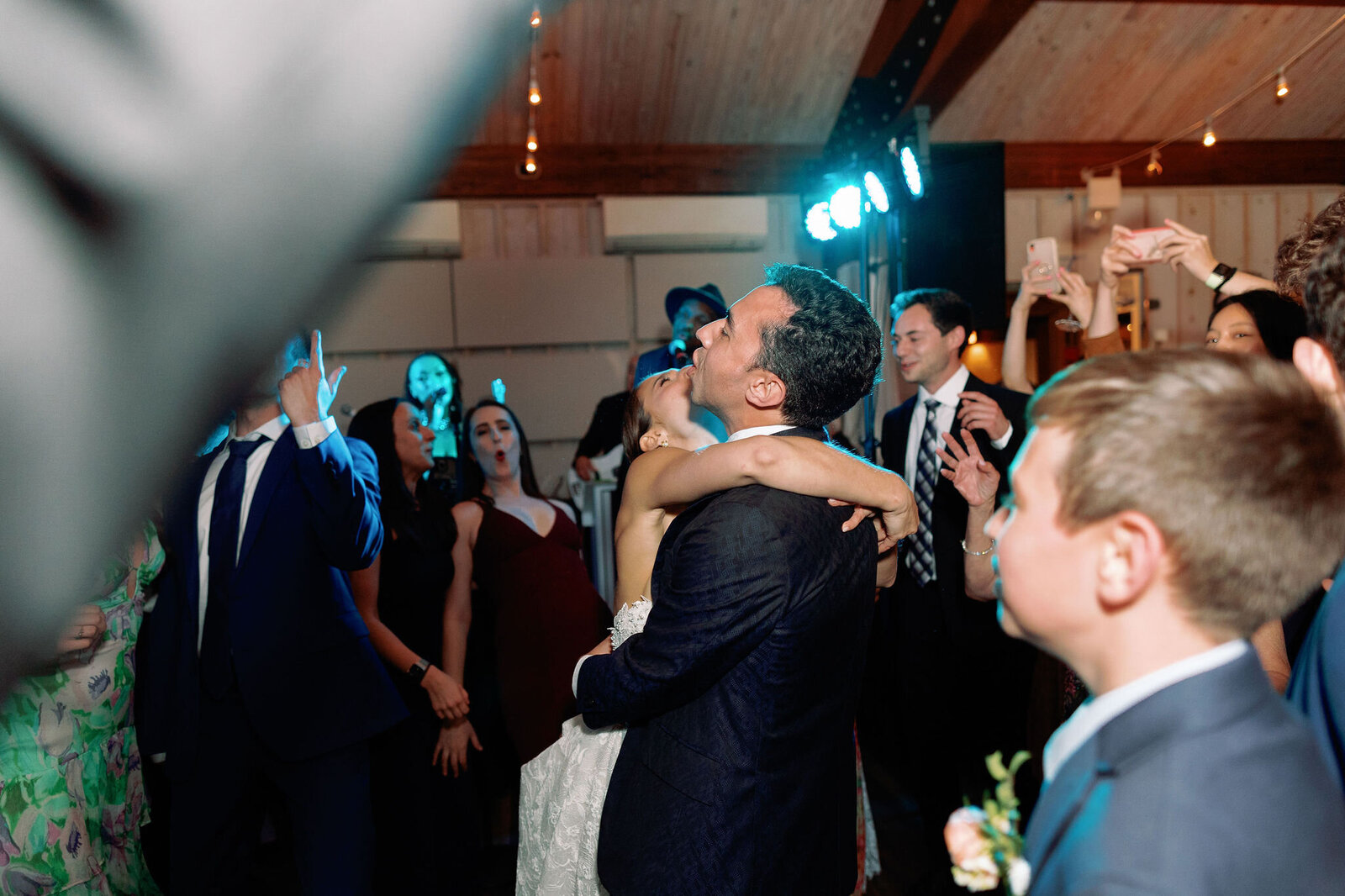 red-maple-vineyard-wedding-hudson-valley-538