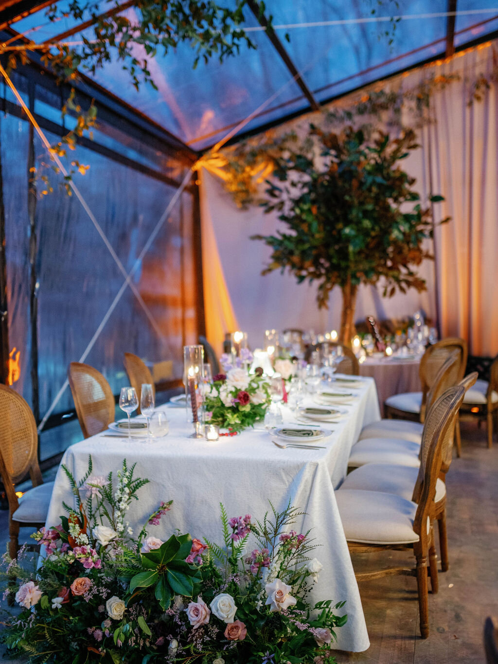149_Kate Campbell Floral Whitehall Manor tented Winter wedding by Anna and Mateo photo Reception