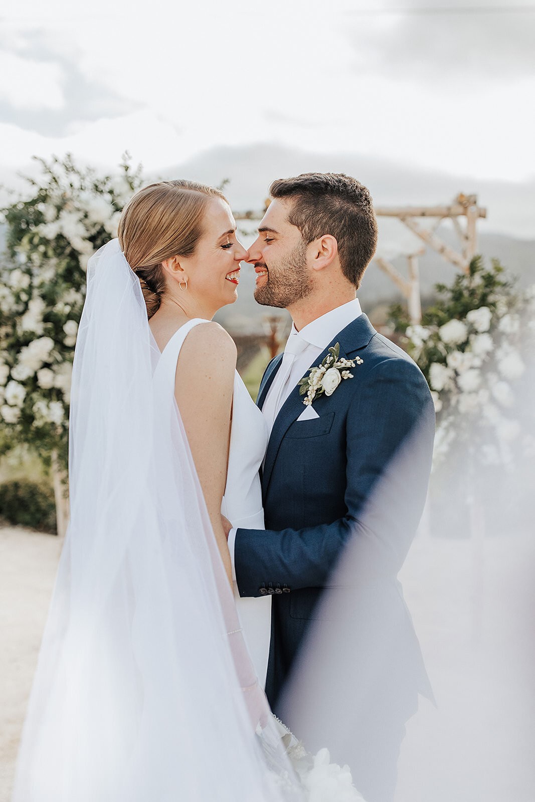 napa-vineyard-classic-romantic-wedding-327
