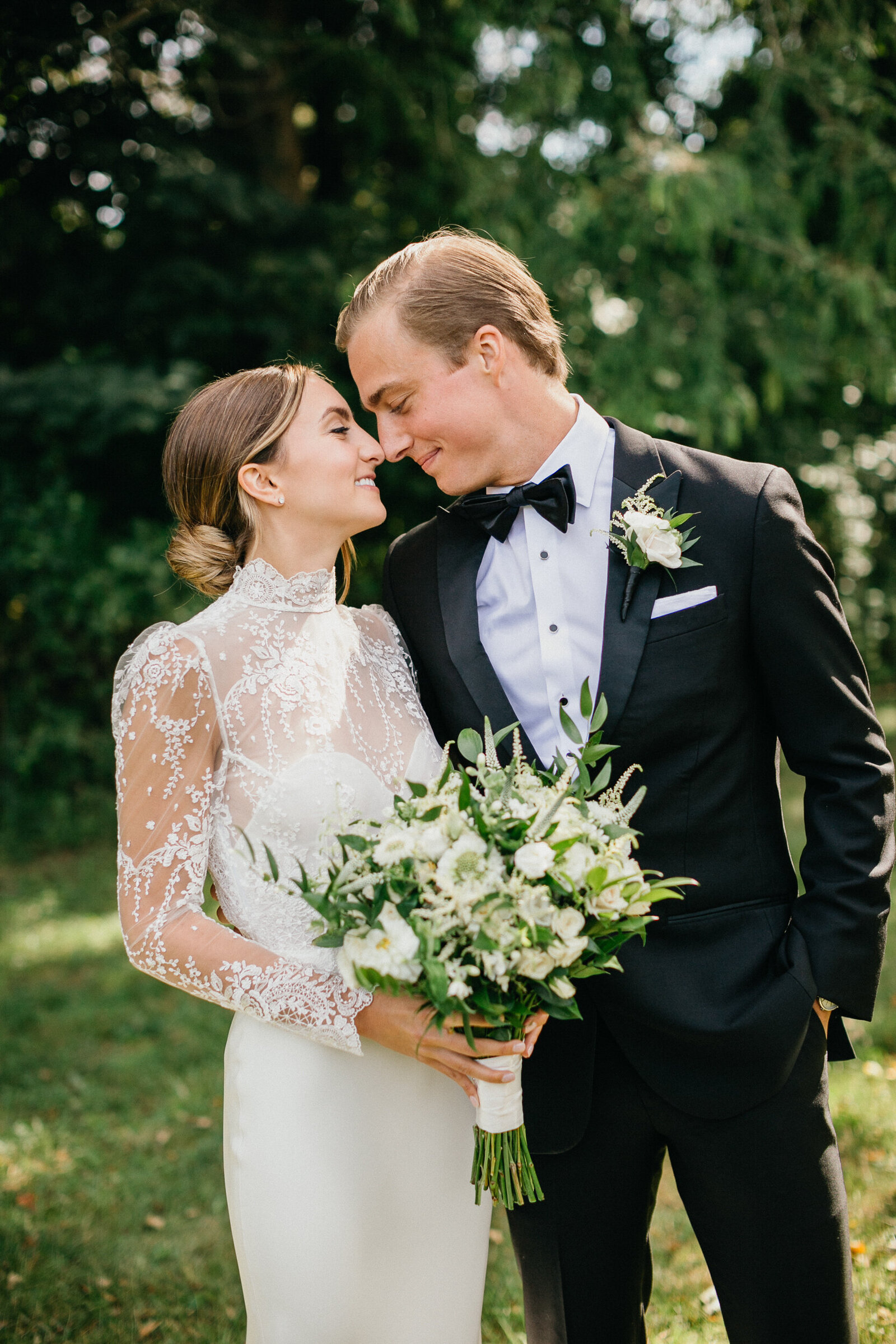 Couple's portraits at this outdoor Radnor Hunt wedding captured by Philadelphia wedding photographers. 