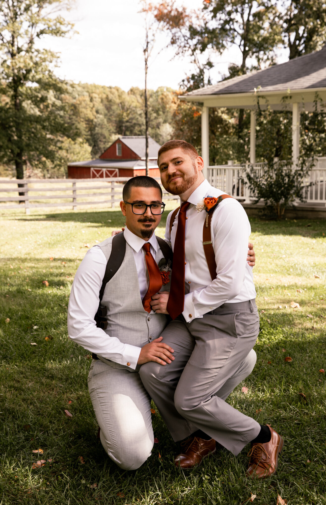 groomsmen photos