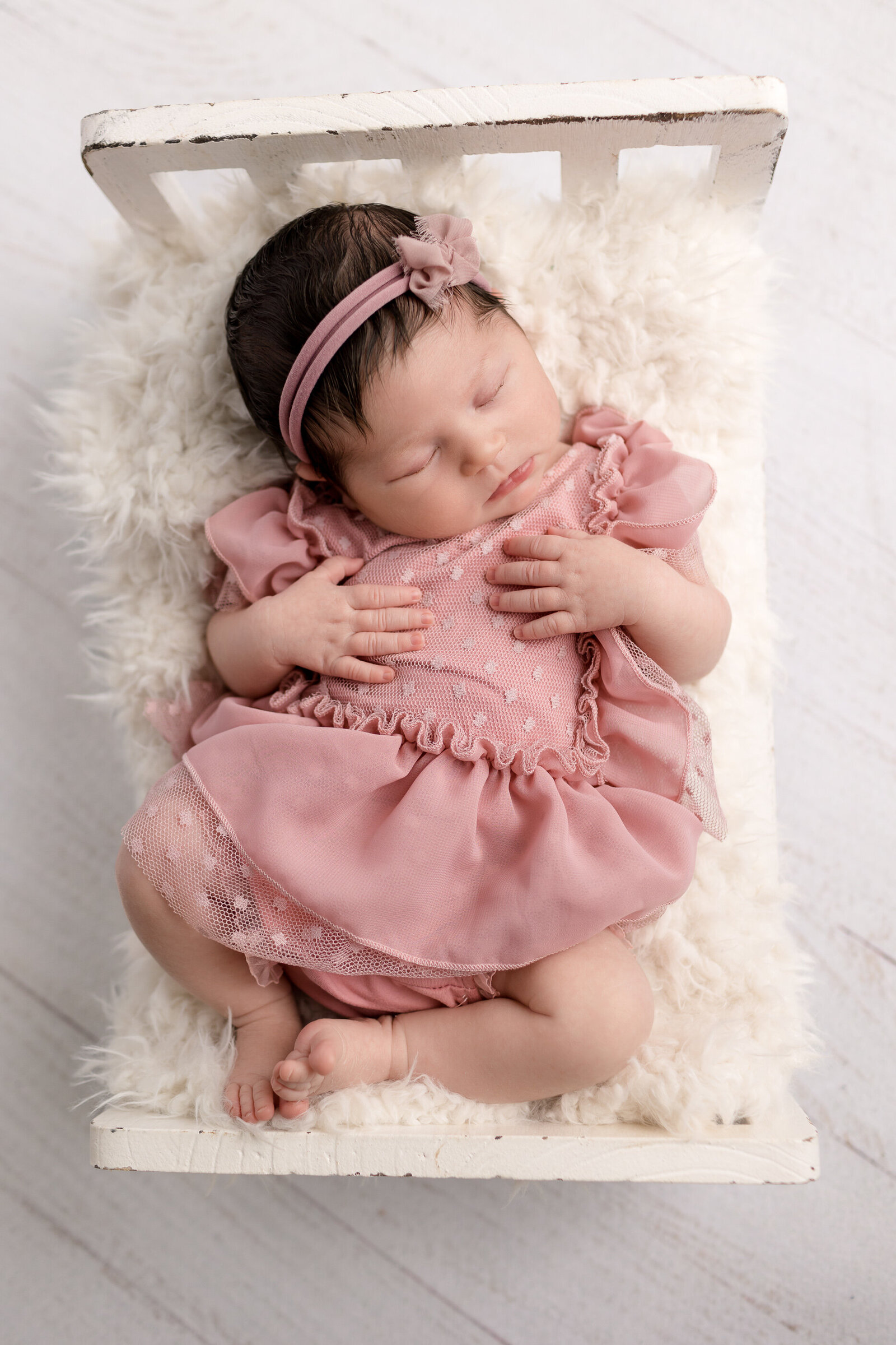 in-home-newborn-photography-session-Georgetown-KY-photographer-baby-girl