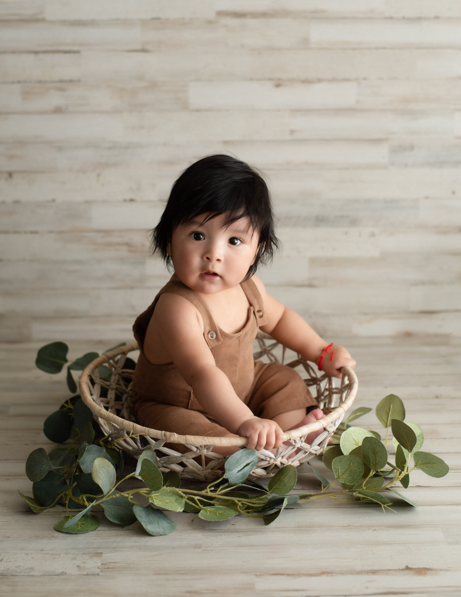 Boho neutral tan leaves baby sitter