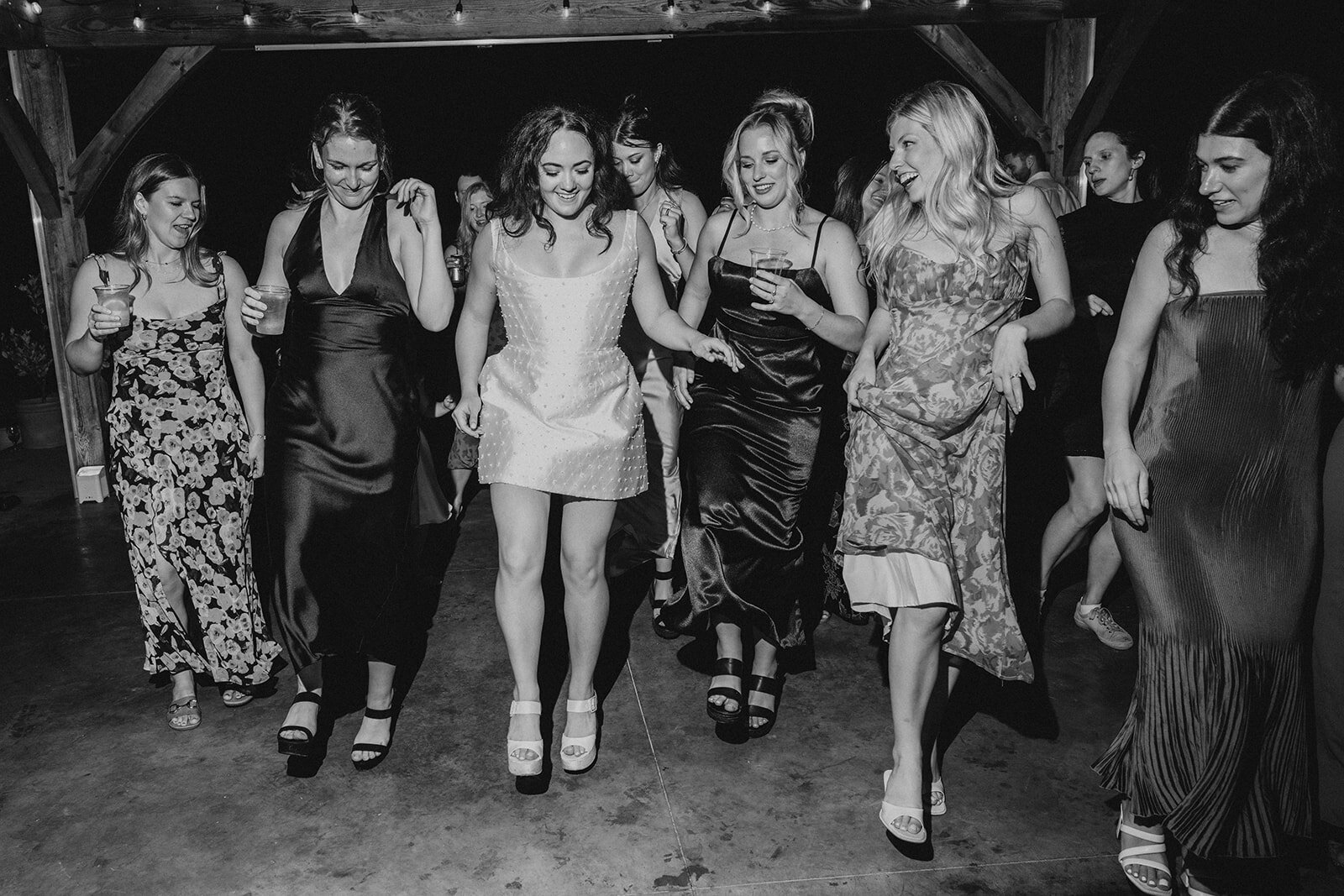 Danielle-Aisling_Peaches_and_Cream_Wedding_CL_12-241_websize