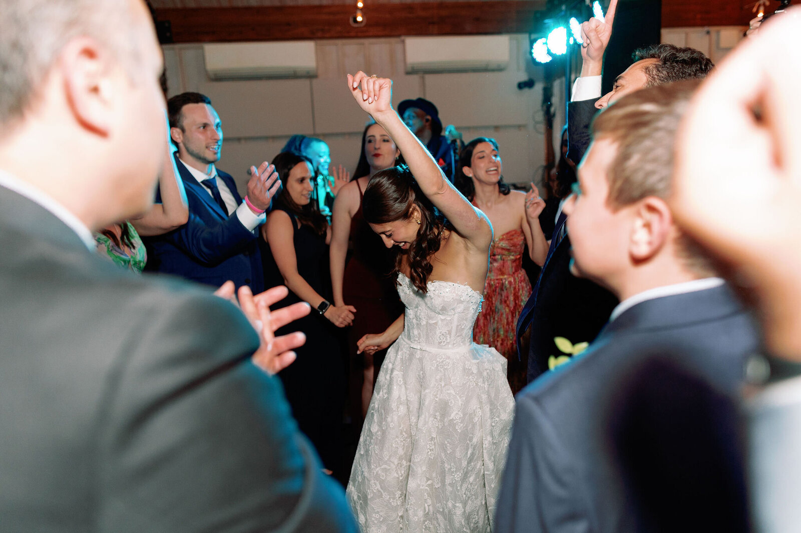 red-maple-vineyard-wedding-hudson-valley-540