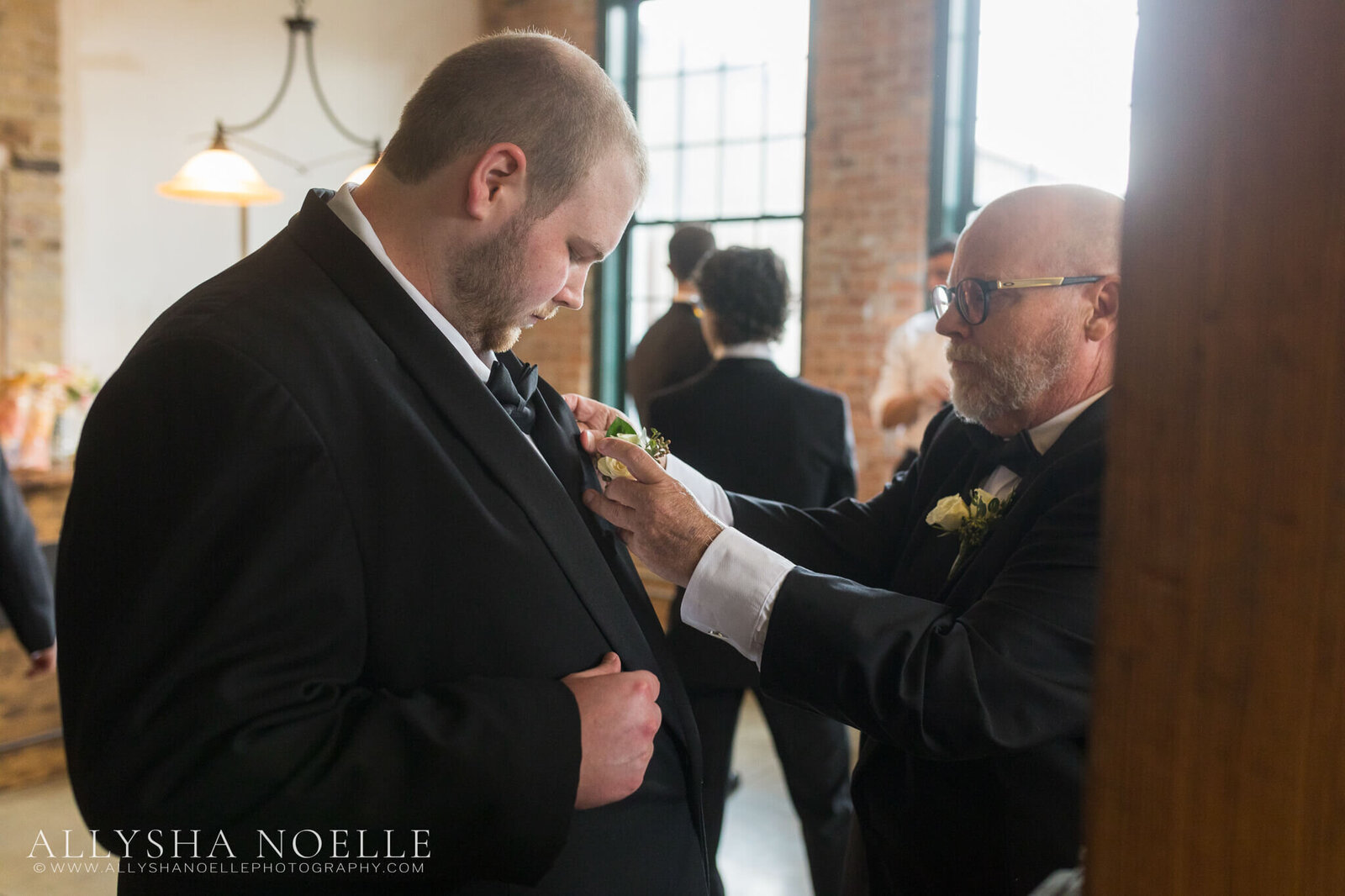 Wedding-at-The-Factory-on-Barclay-in-Milwaukee-0091