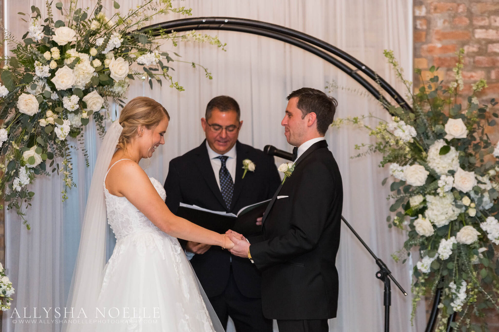 Wedding-at-The-Factory-on-Barclay-in-Milwaukee-0829