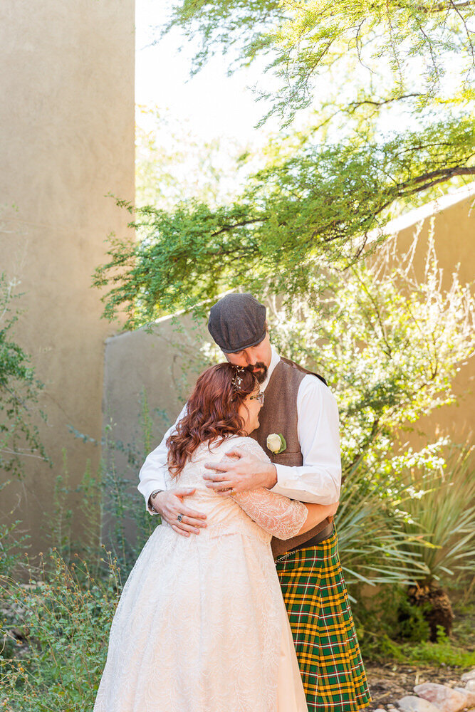 Kartchner-Caverns-Wedding-Old-Door-Shop-Reception-Christy-Hunter-Photography_007