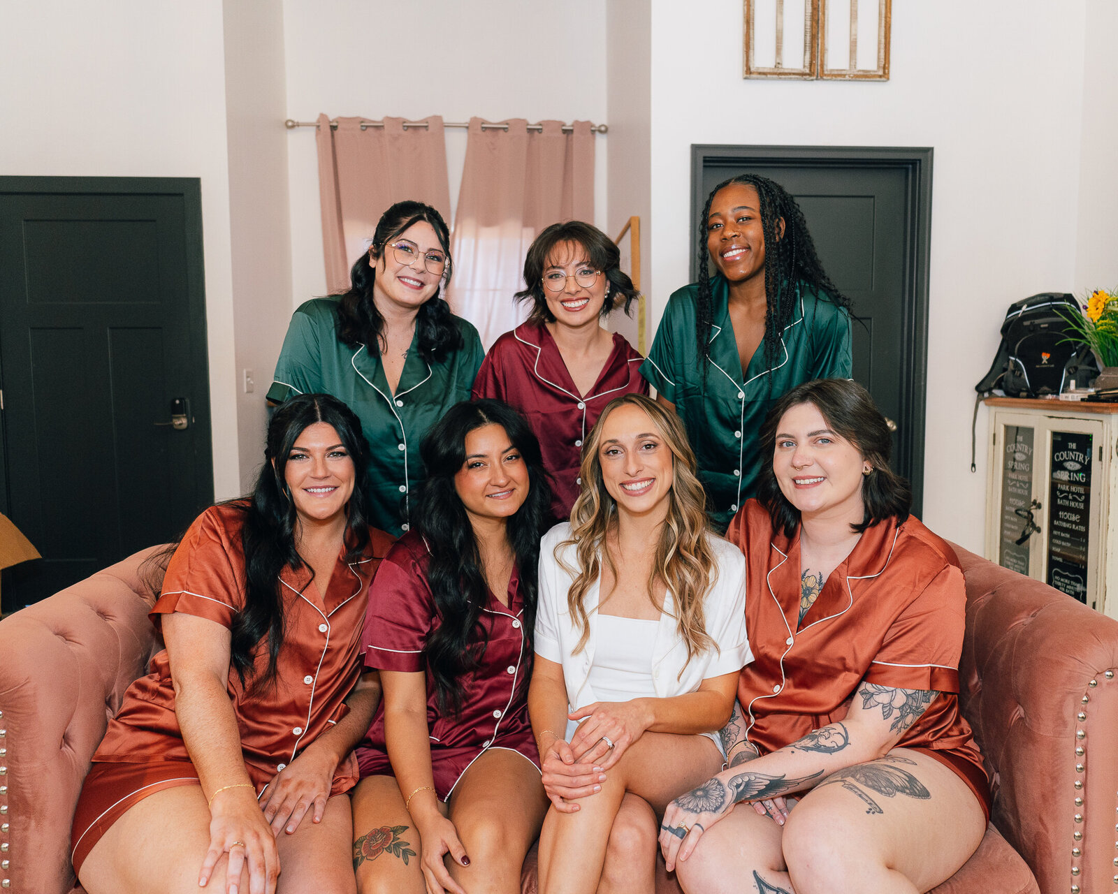 Saenz The Farmhouse KC Event Venue Wedding45