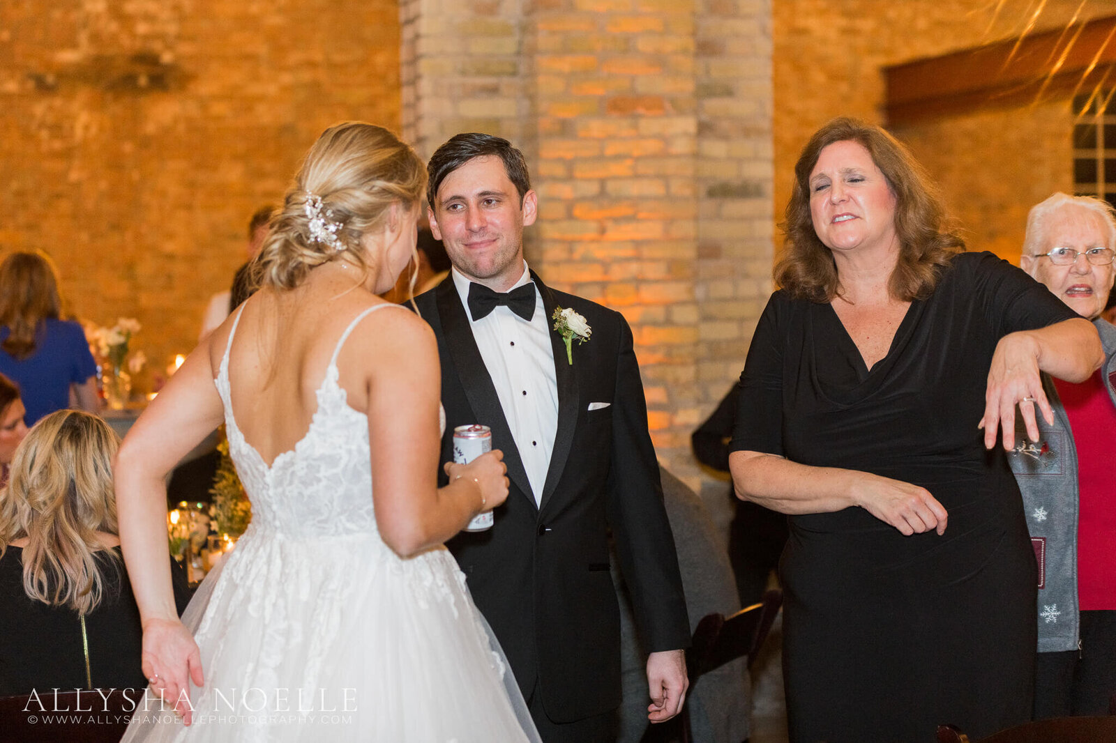 Wedding-at-The-Factory-on-Barclay-in-Milwaukee-0896