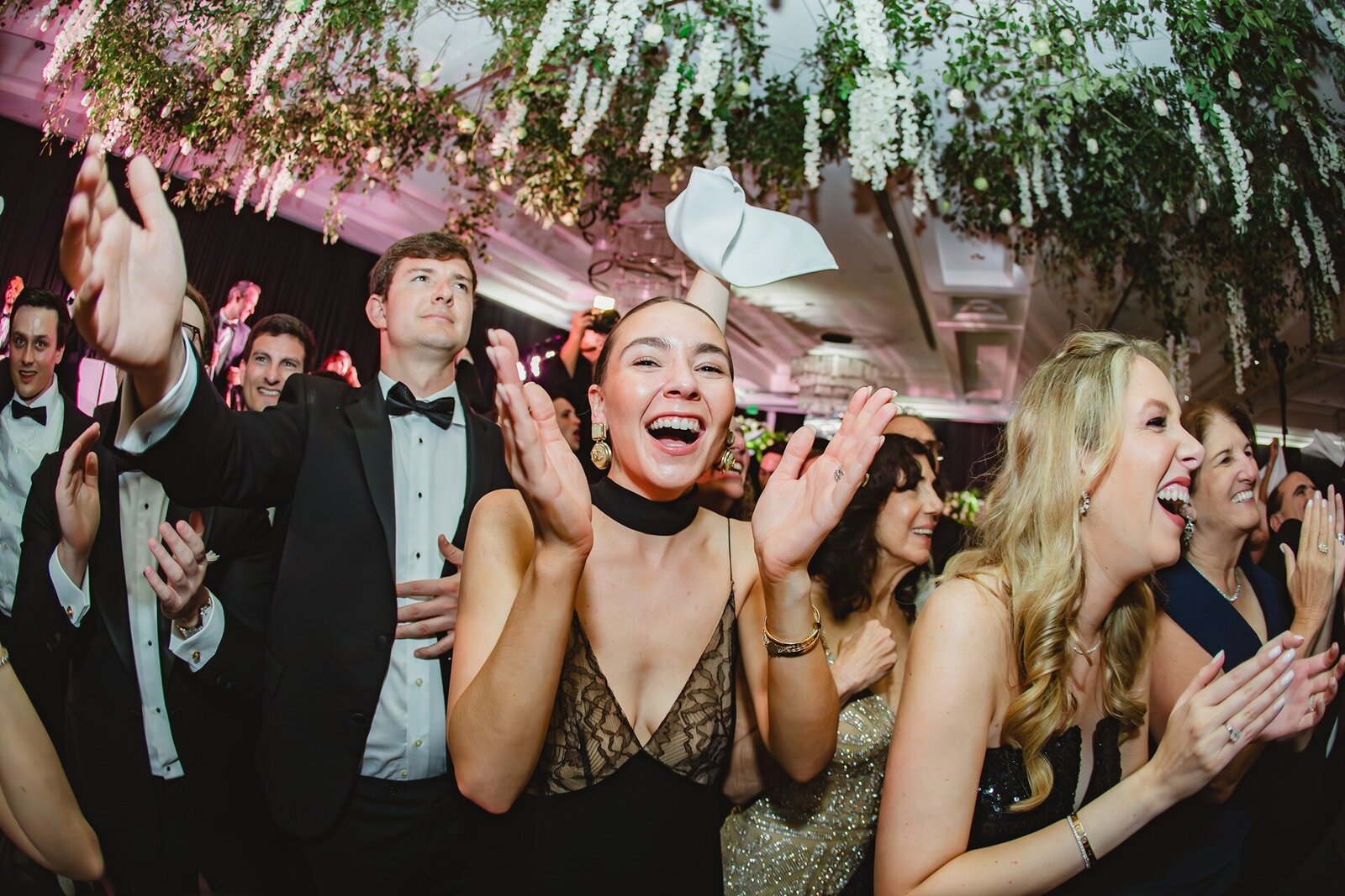 reception-dancing-woodfield-country-club-2