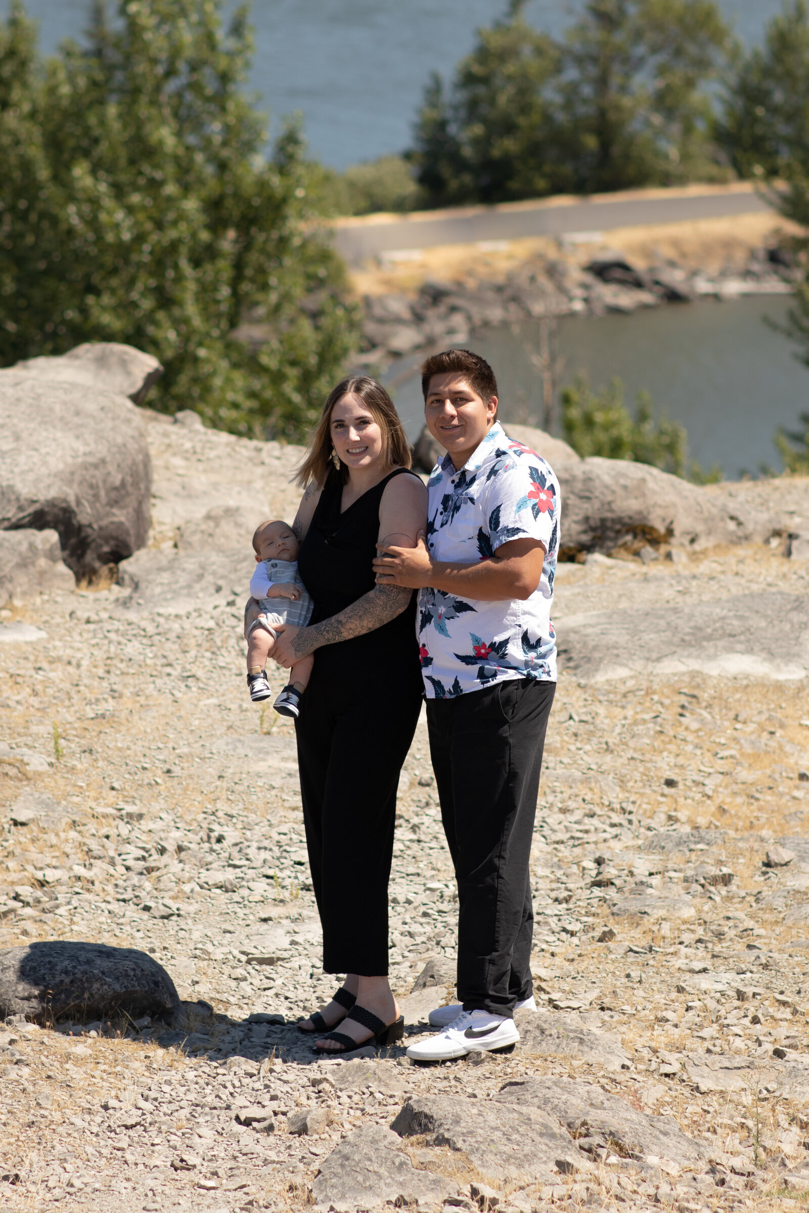 Experience the touch of tenderness in every photograph, as Alycia captures the gentle bonds of family love.