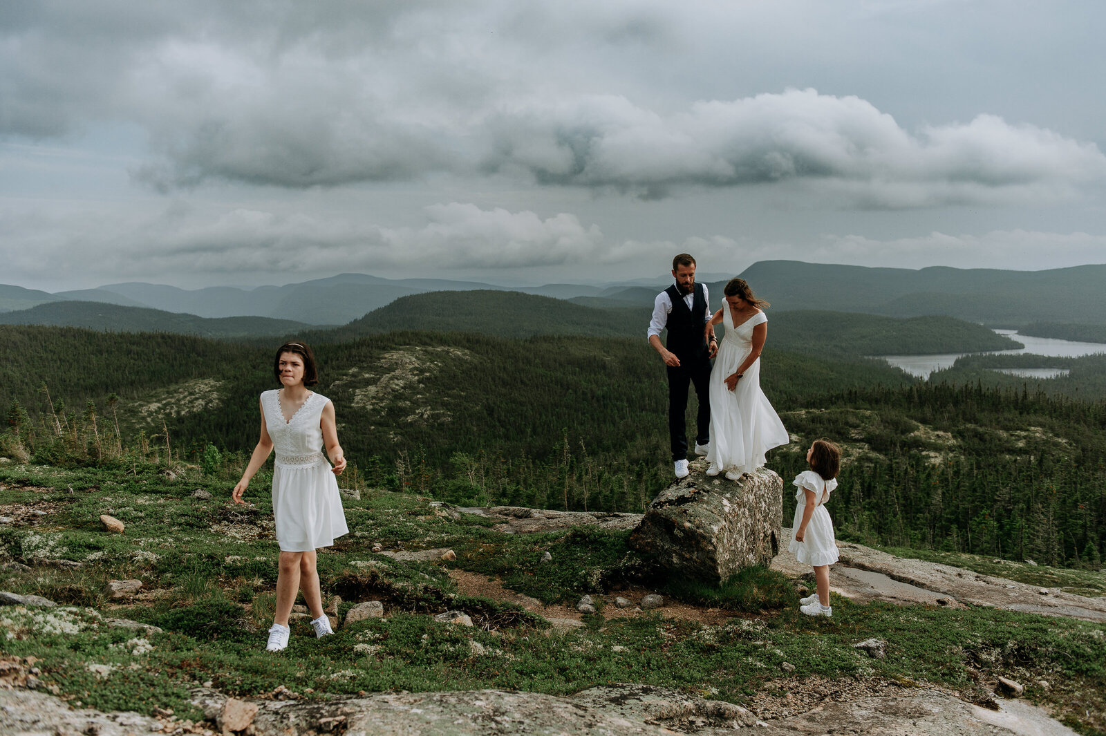 love-is-nord-charlevoix-quebec-mariage-intime-elopement-0022