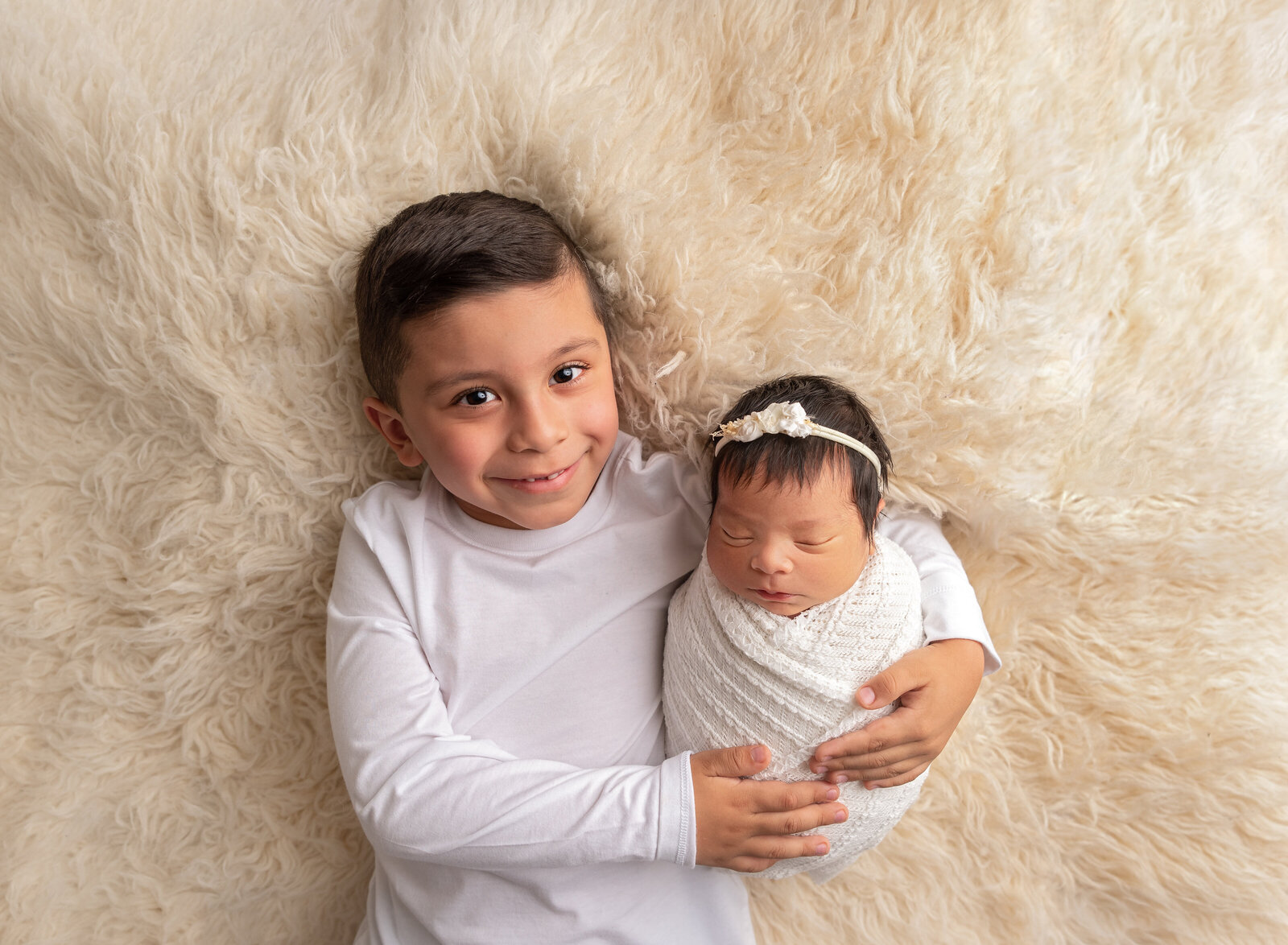 sibling shot newborn session