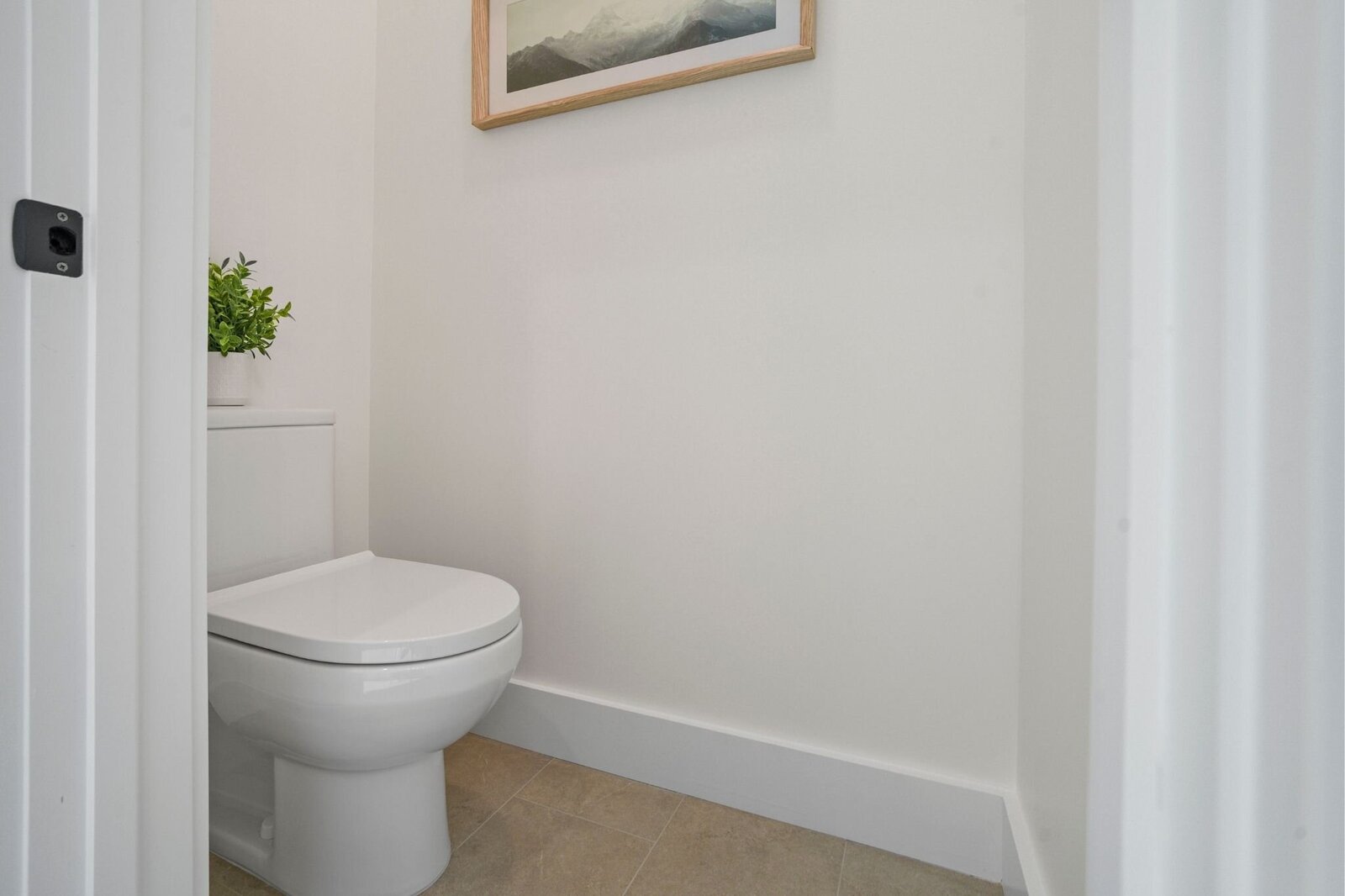 mls35_michael-jimenez-pacifica-realtor-homes-for-sale-guest-bath-home-bay-area