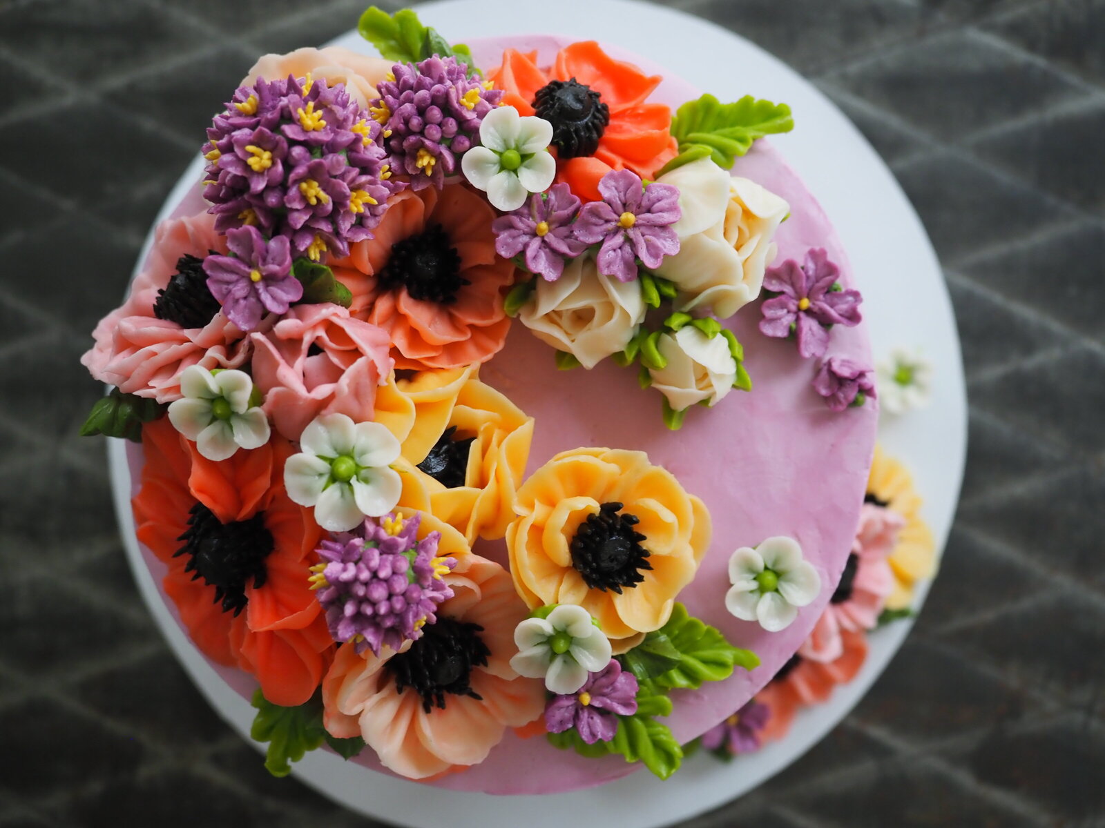 Floral buttercream cake