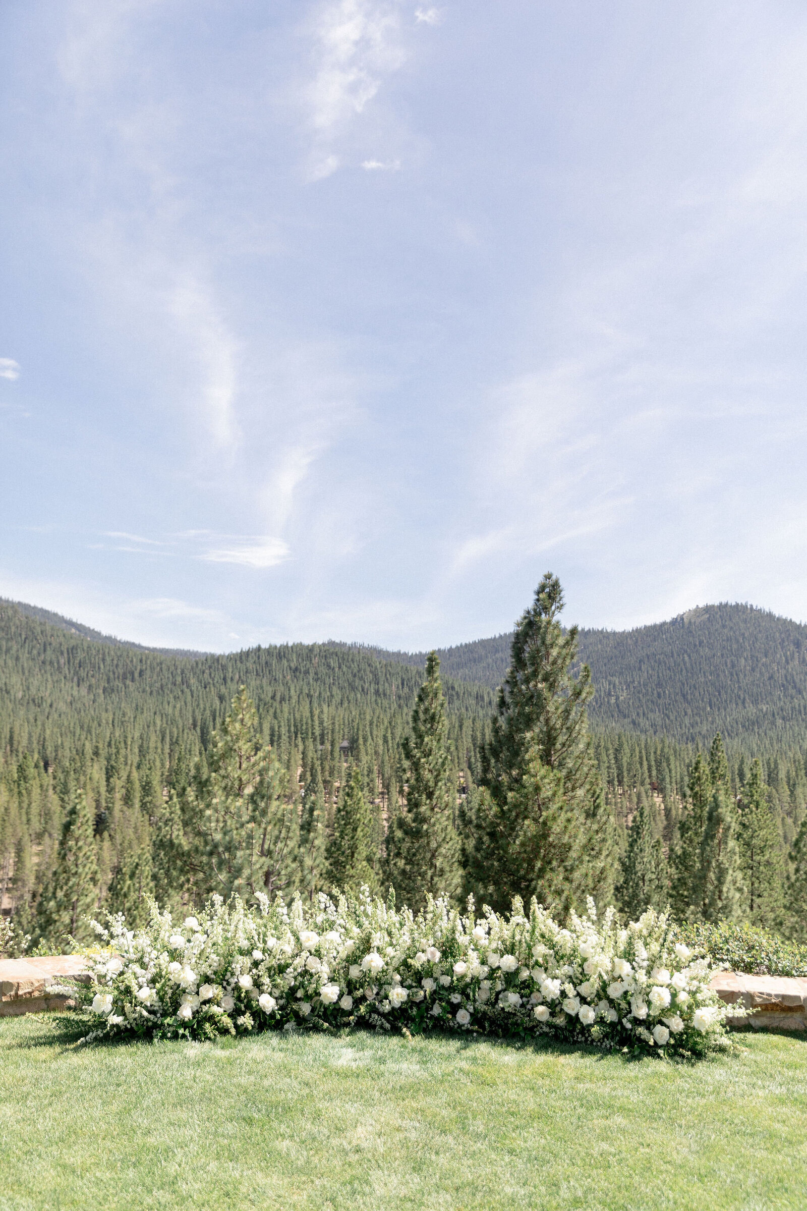026-larissa-cleveland-lake-tahoe-wedding-martis-camp-LC1_1625