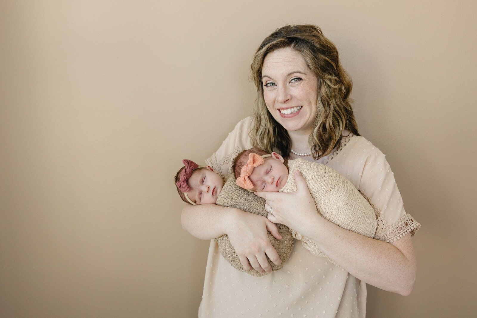 NEWBORN FAMILY REGIE ANN WITH KYLEE ANN STUDIOS0023
