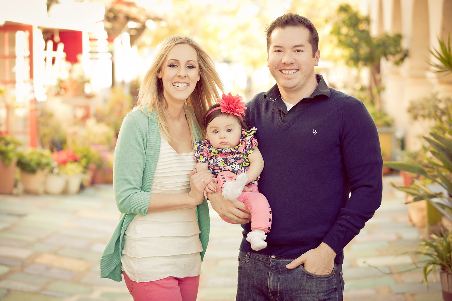 san diego family photographer | family with bright colors