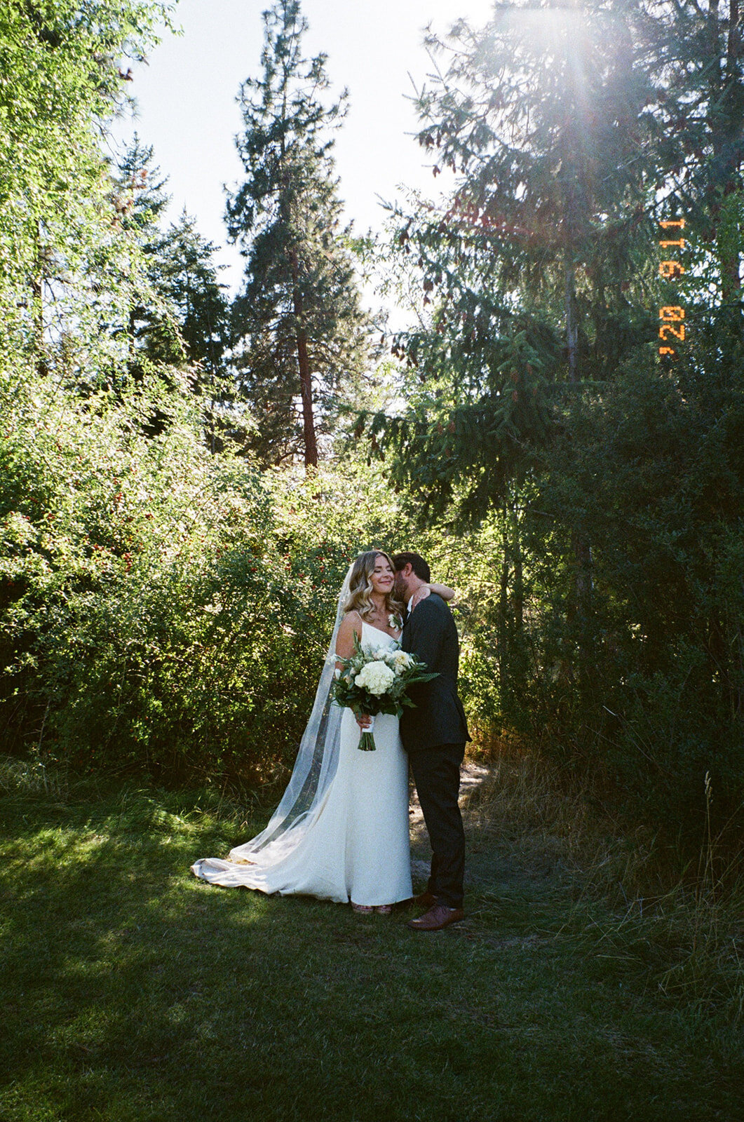 film_chelsea and angelo wedding_09102020_cedar creek kelowna_danika lee photography-1-5