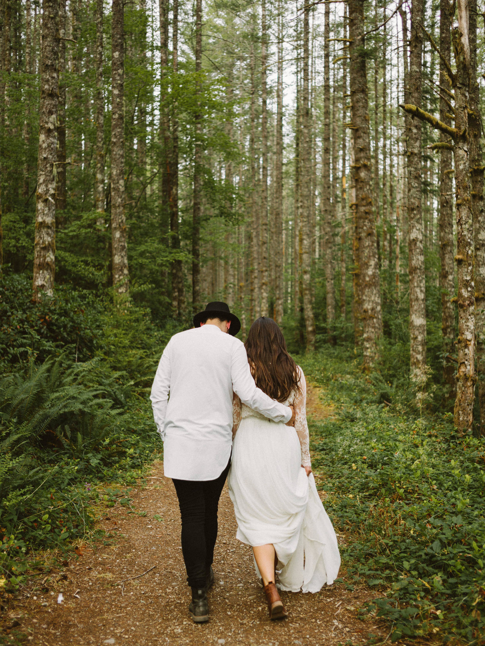 athena-and-camron-seattle-elopement-wedding-benj-haisch-rattlesnake-lake-christian-couple-goals14