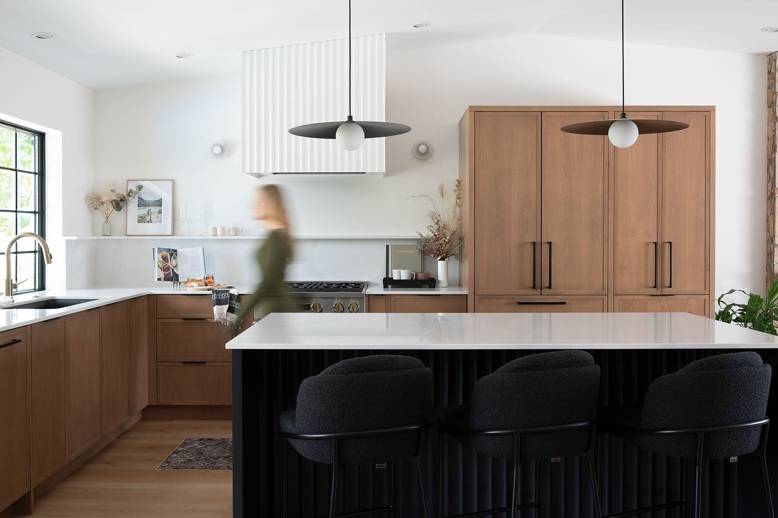 Align-interior-design-rebecca-foster-modern-kitchen-magazine.jpeg