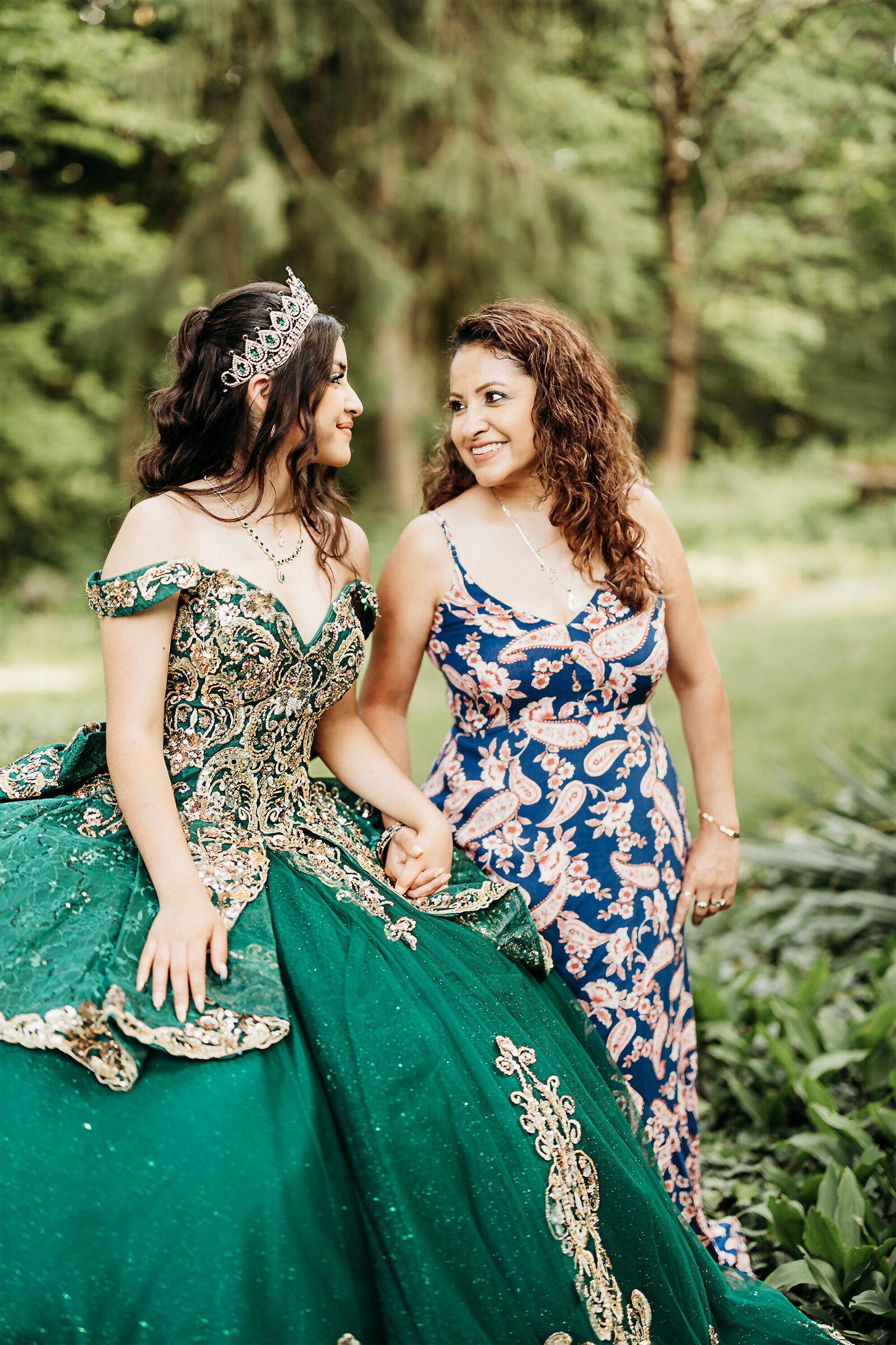 9019-Alessandra-Legacy-Photography-Indy-Quinceanera-8x10