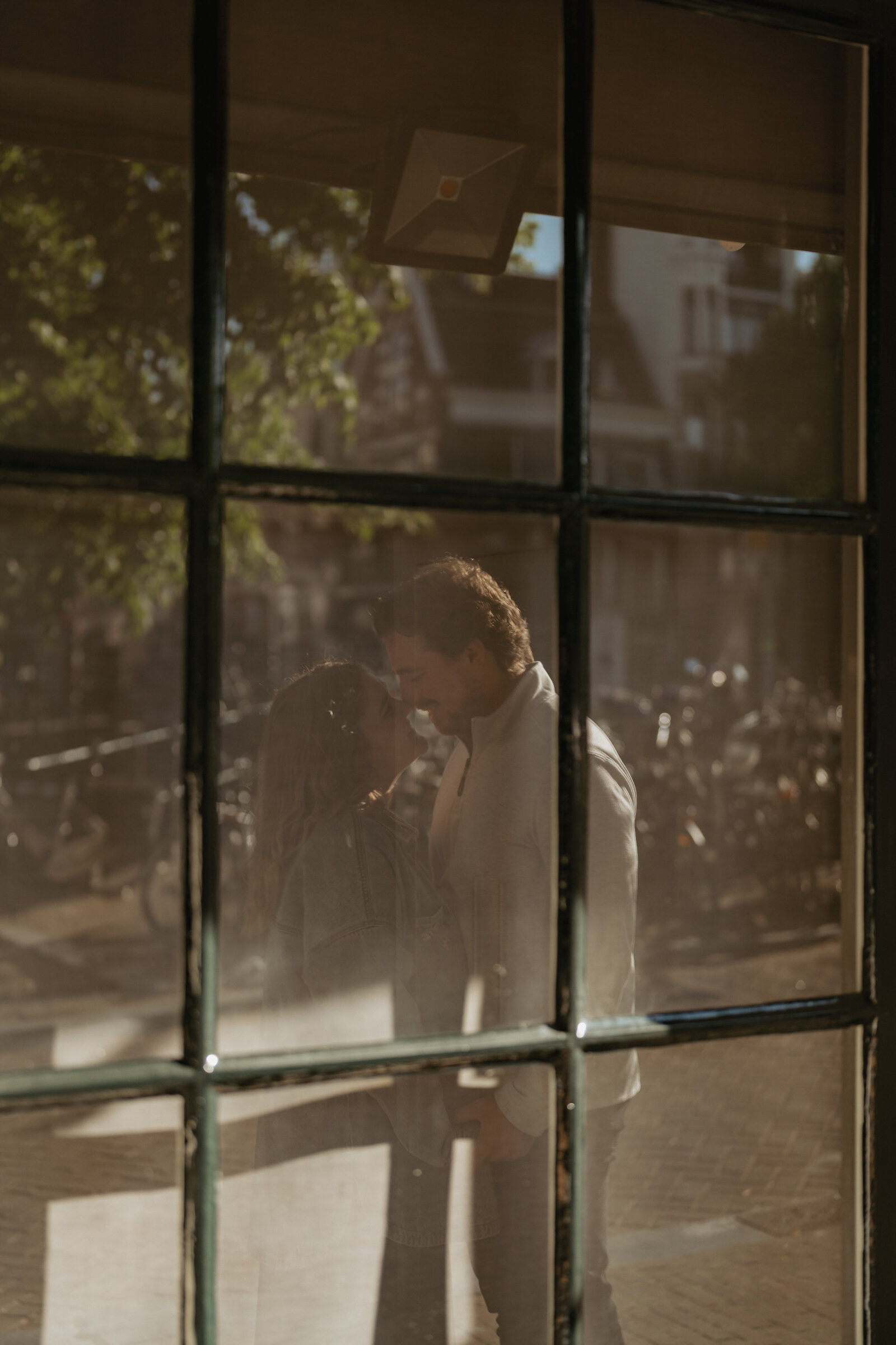 proposal-couple-photoshoot-amsterdam-couple-photographer-amsterdam-inhosuecapture-109