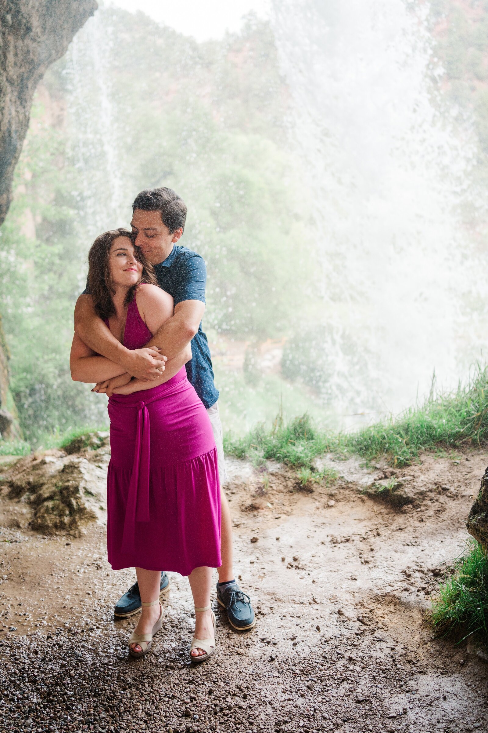 The stunning backdrop of the Rocky Mountains makes for a romantic and unforgettable wedding. Samantha Immer captures the joy, love, and beauty of your special day.