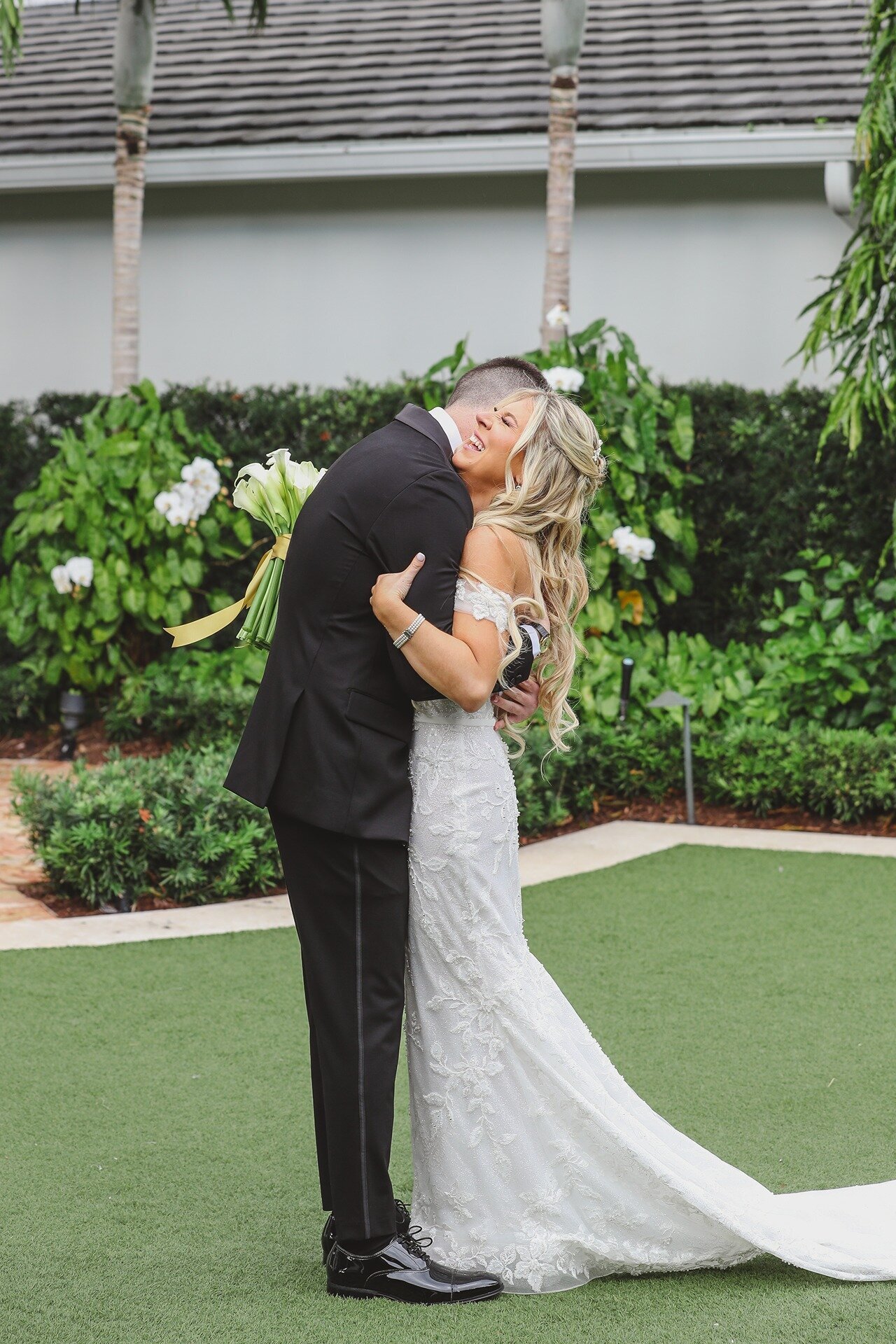 bride-groom-pelican-club-wedding-1