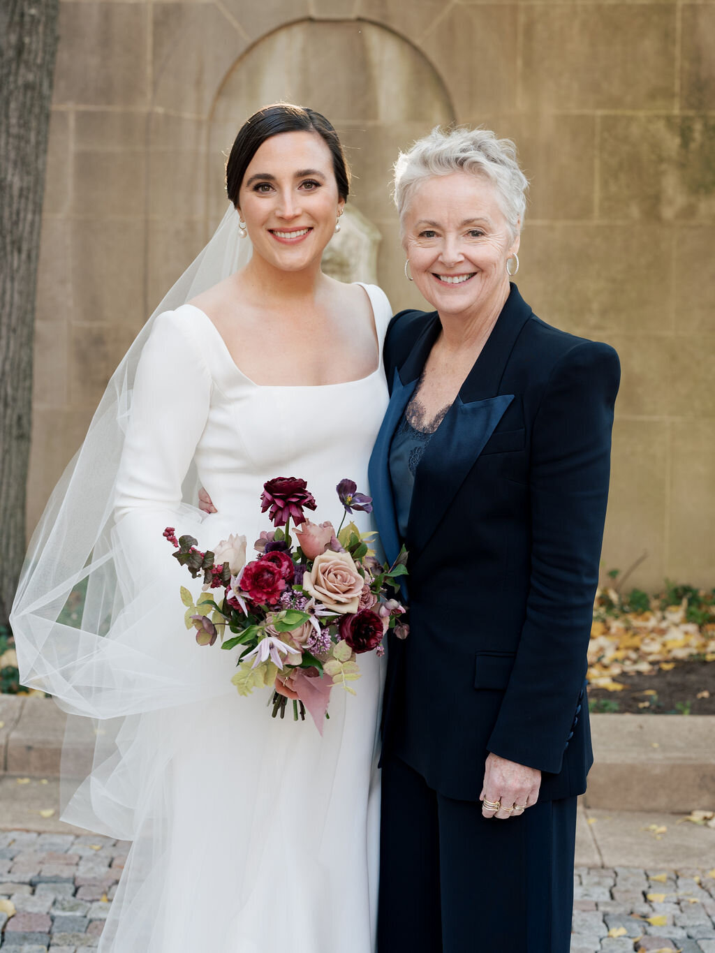 35Kate Campbell Floral Meridian House fall wedding by Greer Gattuso photo bridal party