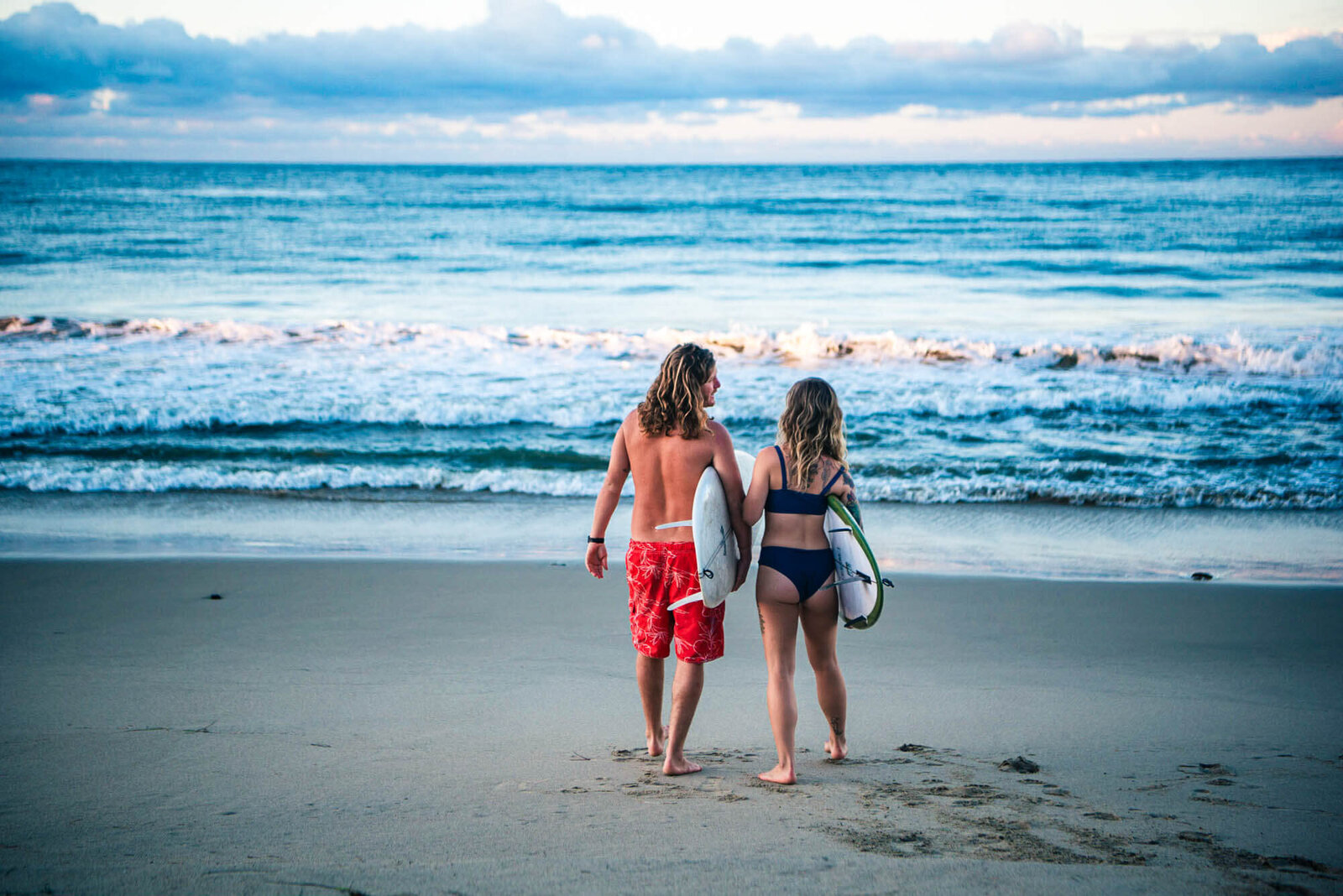 beach couples photos